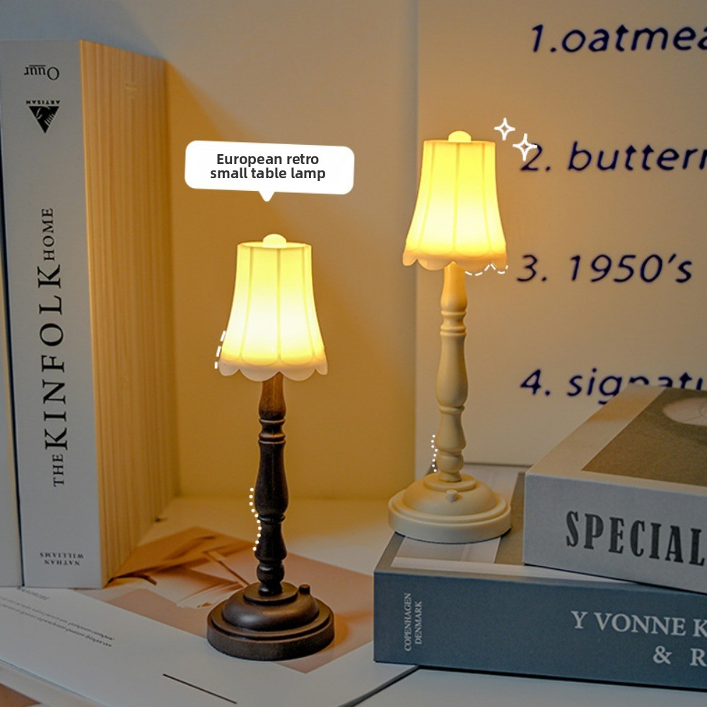 Vintage LED Night Light - Euro - Desk Setup Vintage 评论和价格