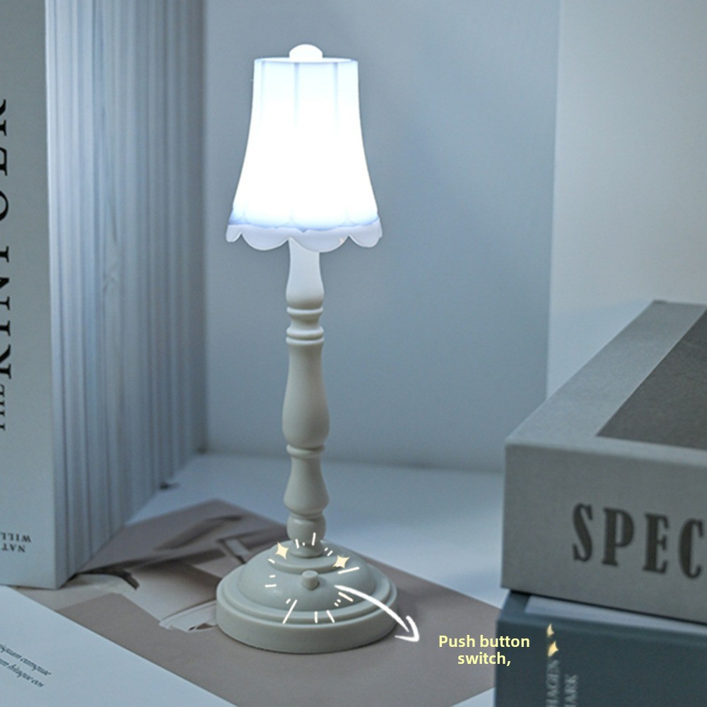 Vintage LED Night Light - Euro - Desk Setup Vintage 评论和价格